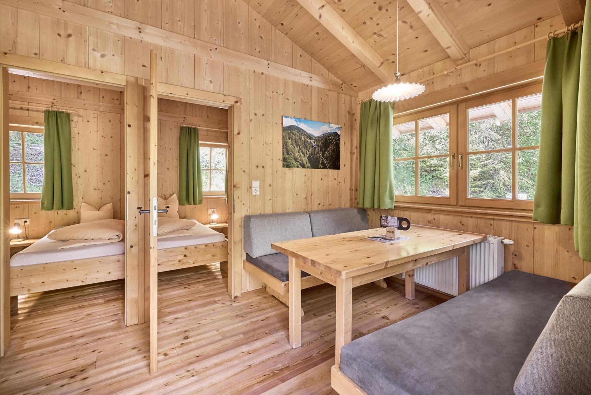 Area 47 - Tirol Hotel Ötztal-Bahnhof Exterior foto