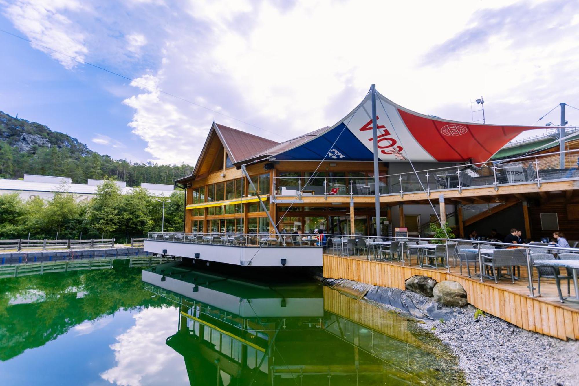Area 47 - Tirol Hotel Ötztal-Bahnhof Exterior foto
