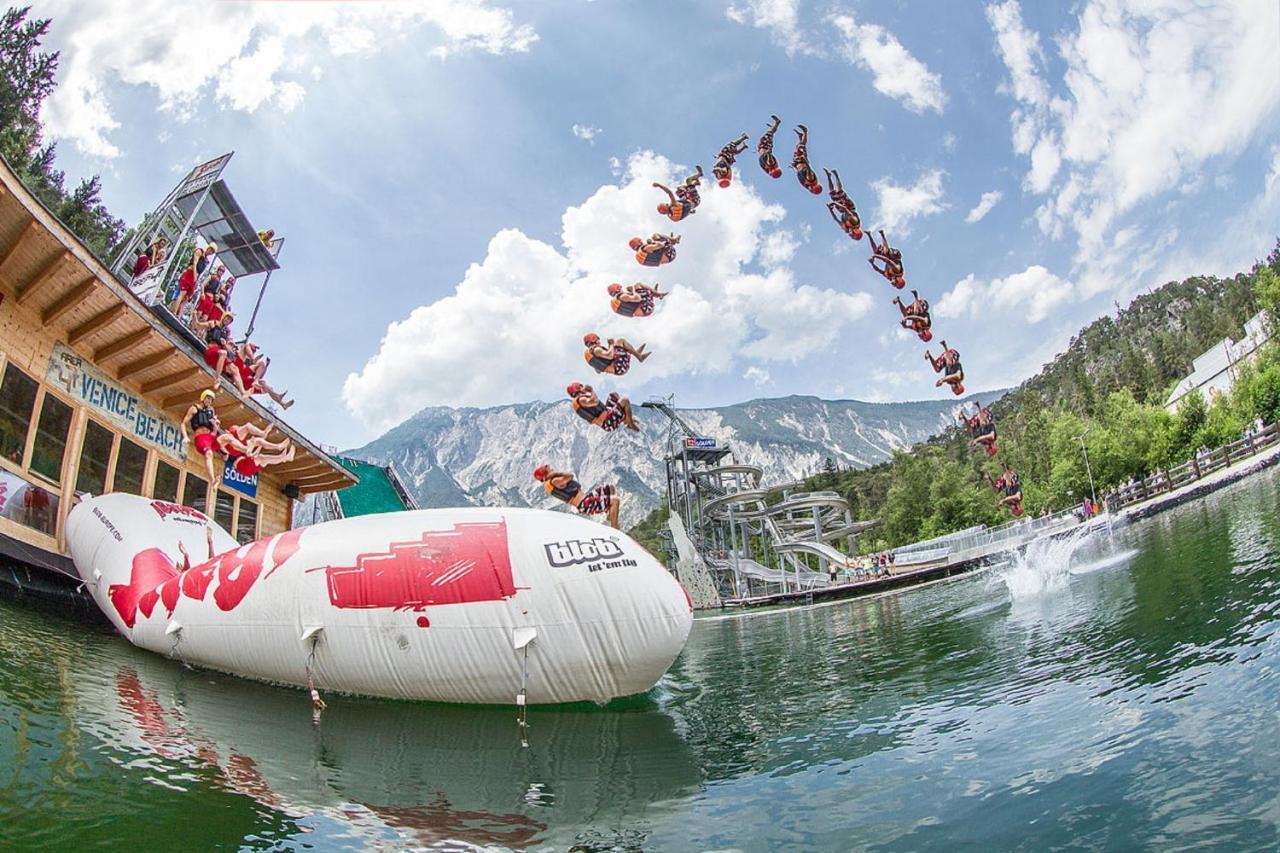 Area 47 - Tirol Hotel Ötztal-Bahnhof Exterior foto